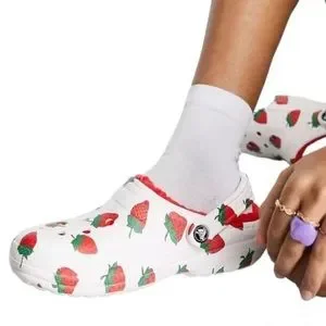 Crocs Baya ? Strawberry Pink Clogs Size M 13 / W 15 CROCS | Shoes | Crocs Baya Strawberry Pink Clogs Size M 3 W  main image 3